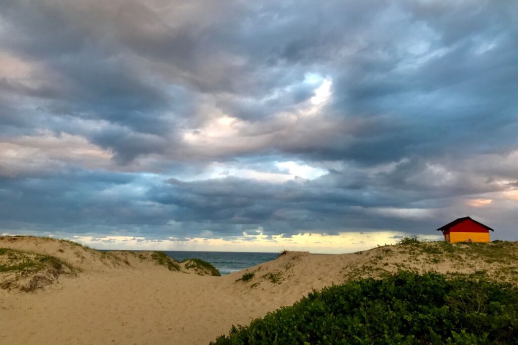 Praias tranquilas em Florianópolis: Praia do Campeche